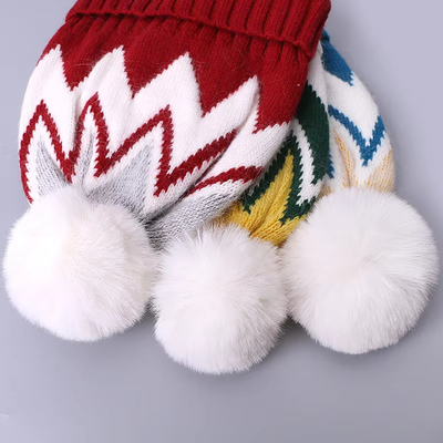 كعوب مطرزة حسب الطلب كعوب شتوية محفوفة بالخطوط ذات أنماط دافئة ناعمة Pompom Puff Print Manufacturer