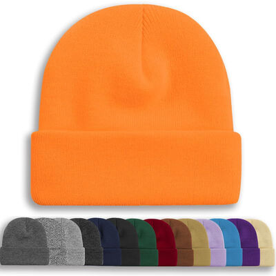 تصميم OEM ODM قبعات بيضاء سوداء قبعة جمجمة مخصصة قبعة شتوية