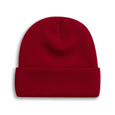 تصميم OEM ODM قبعات بيضاء سوداء قبعة جمجمة مخصصة قبعة شتوية